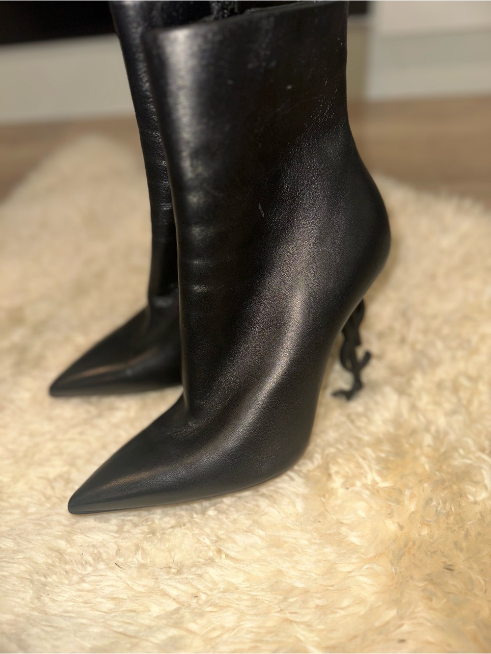 Yves Saint Laurent Black Leather Pointed Toe Logo-Heel Ankle Boots - Picture 2 of 7